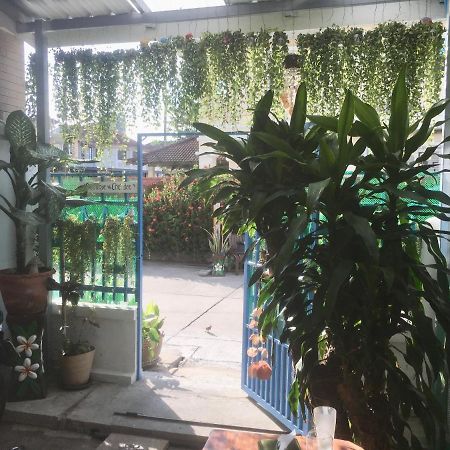 Baan Chang Guesthouse Ban Khlong Thewa Exteriör bild