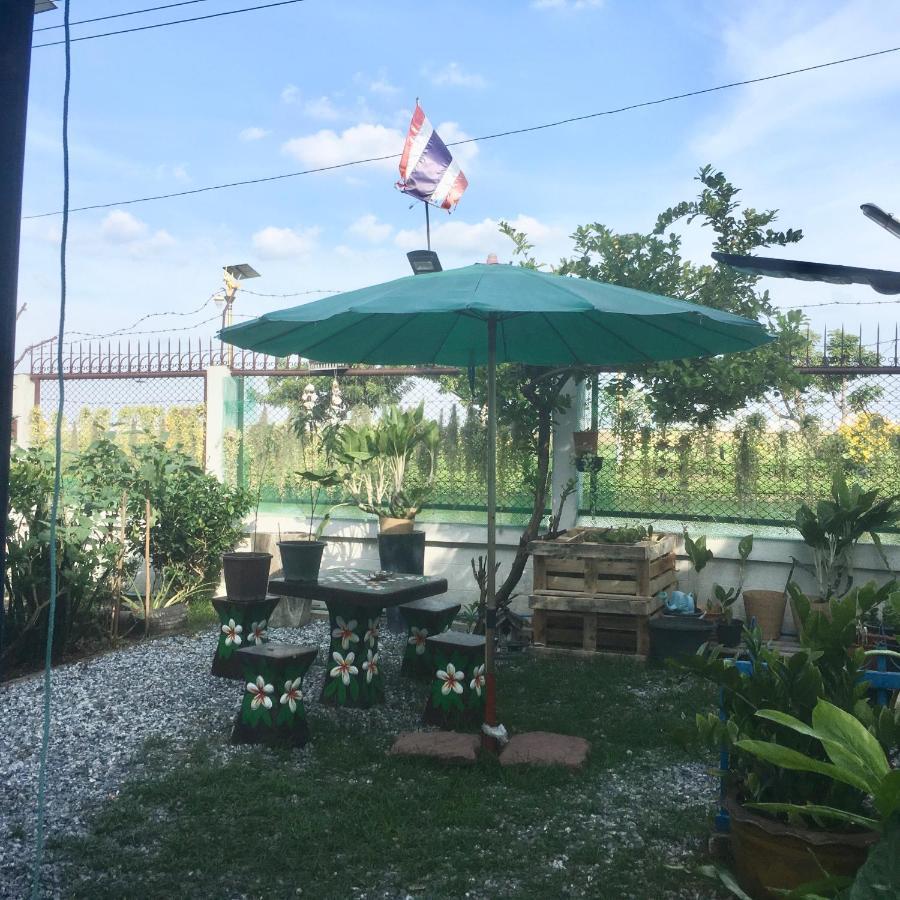 Baan Chang Guesthouse Ban Khlong Thewa Exteriör bild